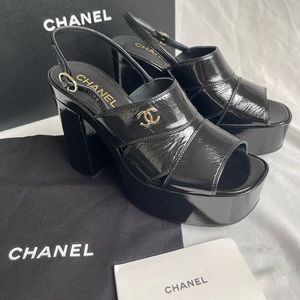 ‼️SOLD‼️ Chanel Black Patent Lambskin Platform Sandals size 40